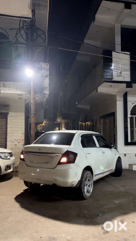Maruti Suzuki Swift Dzire 2017 Cng