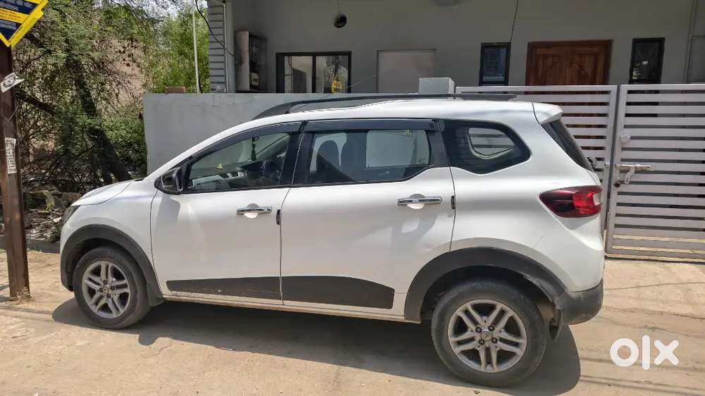 Renault Triber 2023 Petrol Well Maintained
