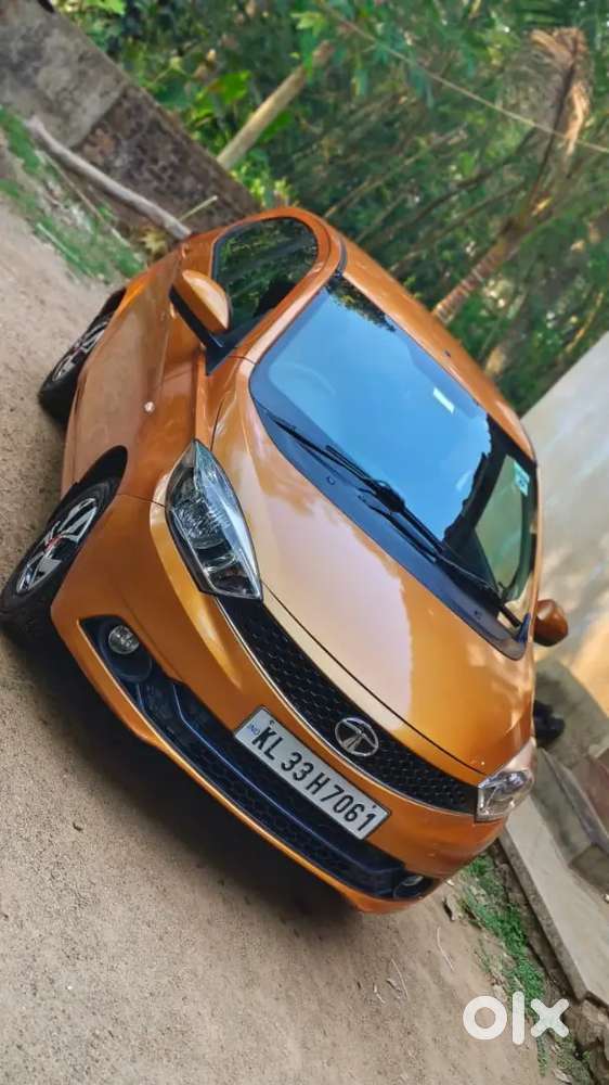 Tata Tiago 2016 Petrol Good Condition. New Battery