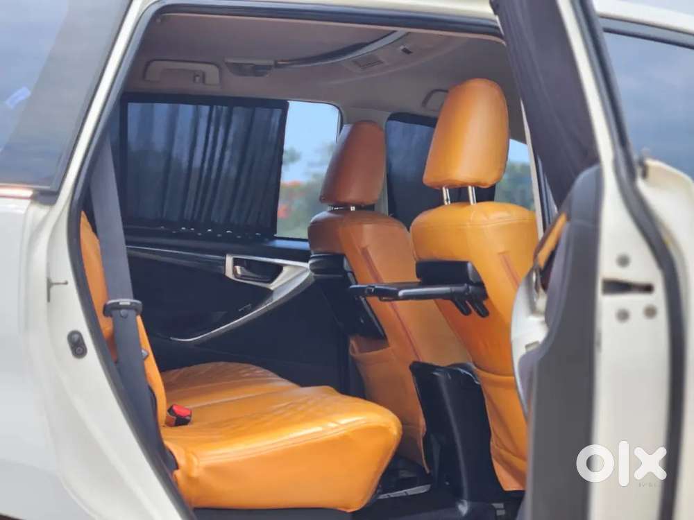 Innova Crysta Vip Number Showrom Condition New Tyres  Company Mentied