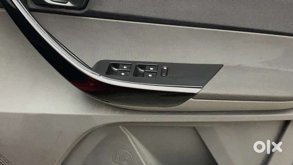 Tata Tigor 1.2 Revotron Xt, 2017, Petrol