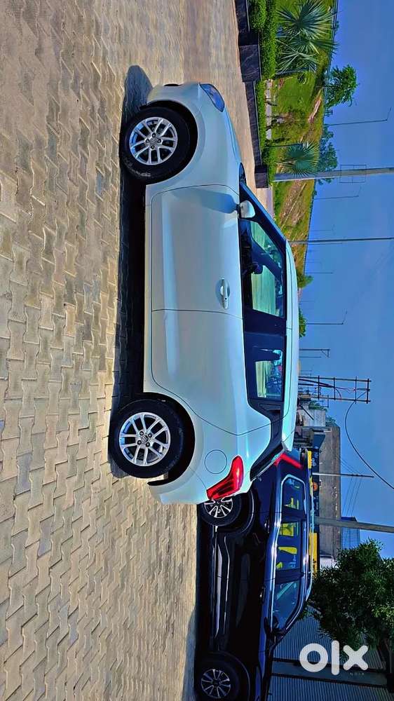 Maruti Suzuki Swift Zxi 2023