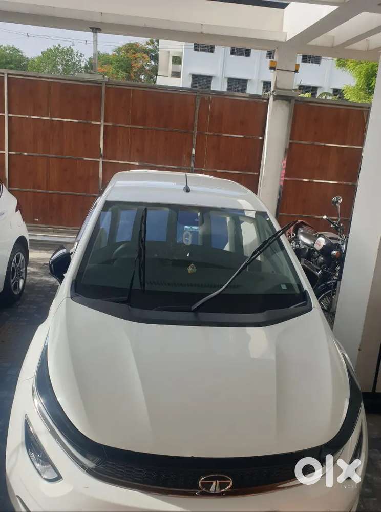 Tata Altroz 2023 Petrol Dct