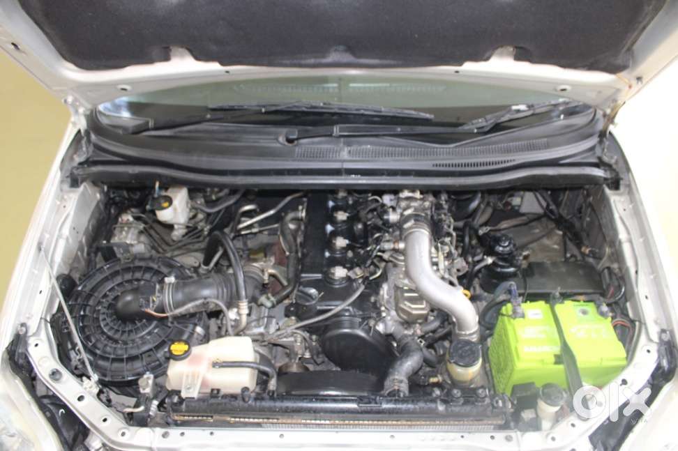 Toyota Innova 2.5 Gx 7 Str Bs-iii, 2015, Diesel