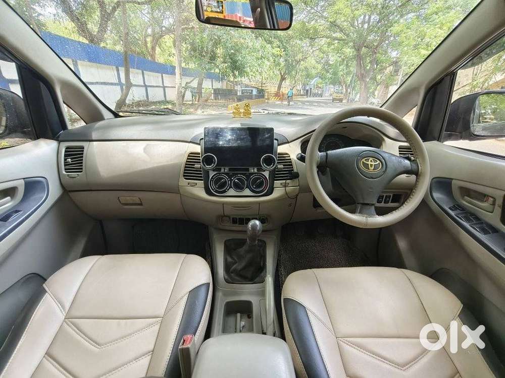 Toyota Innova 2.5 Gx 8 Str Bsiv, 2009, Diesel