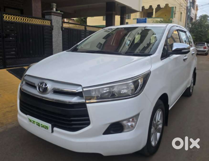 Toyota Innova Crysta [2020-ongoing] 2.4 Gx 8 Str, 2016, Diesel