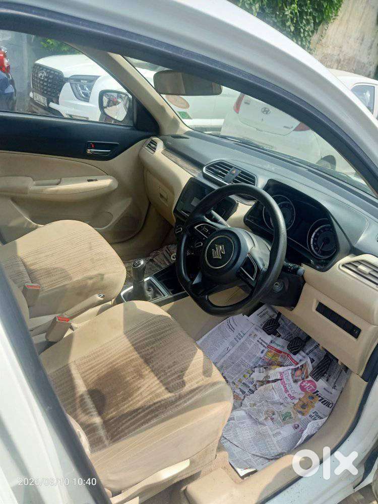 Maruti Suzuki Dzire 1.2 Vxi, 2022, Petrol