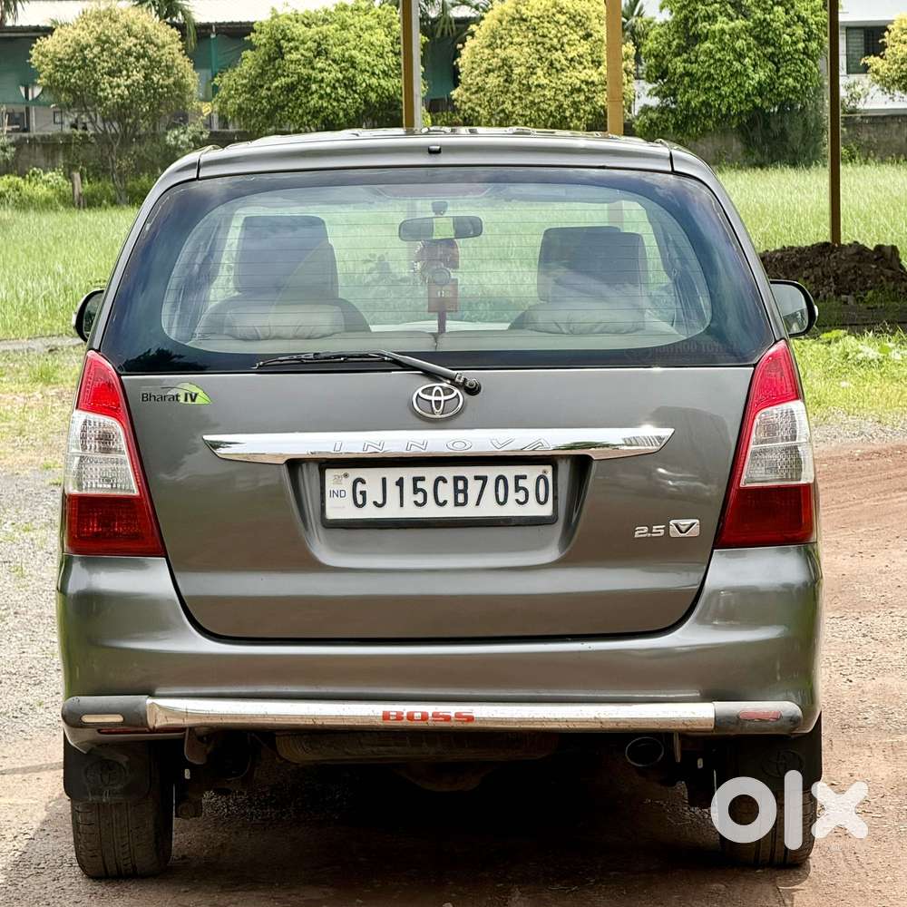 Toyota Innova 2.5 Vx 7 Seater Bs Iv, 2013, Diesel
