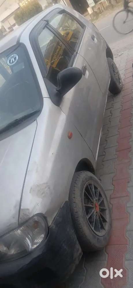 Car Sal Ker Rah Hu