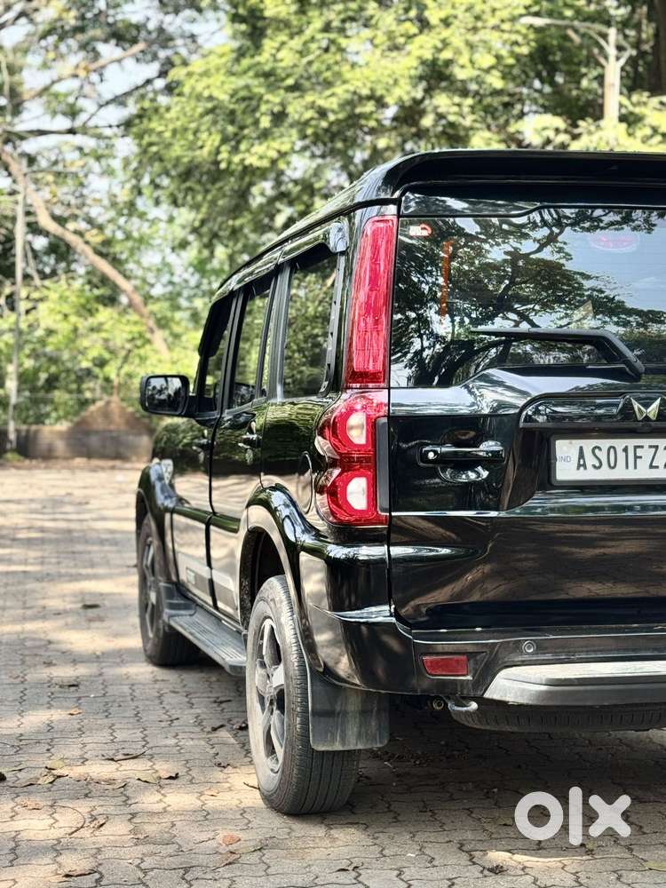 Mahindra Scorpio Classic 2.2 S 11 Mt 7 Str, 2024, Diesel