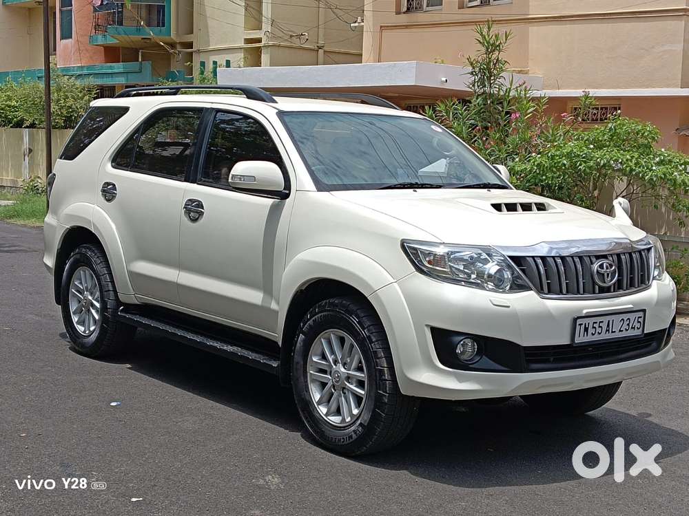 Toyota Fortuner 4x4 At, 2015, Diesel