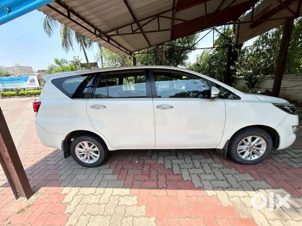 Toyota Innova Crysta 2017