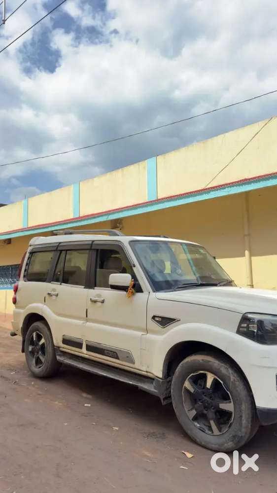 Mahindra Scorpio 2.2 S3 2018 Model