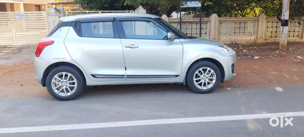 Maruti Suzuki Swift Zxi Plus, 2021, Petrol