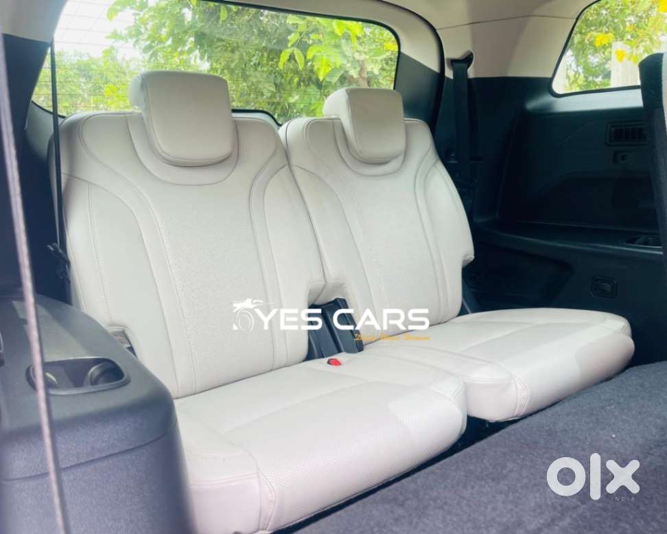 Mahindra Xuv700 2.2 Ax 7 Diesel Mt Str, 2025, Diesel