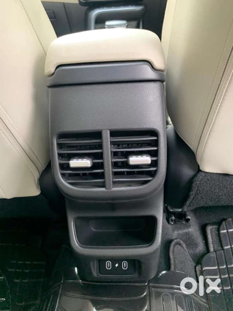 Hyundai Verna 1.6 Sx (o) At Anniversary Edition Vtvt, 2023, Petrol