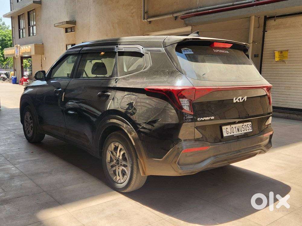 Kia Carens G 1.5 6mt Premium (o) 7-seater, 2024, Diesel