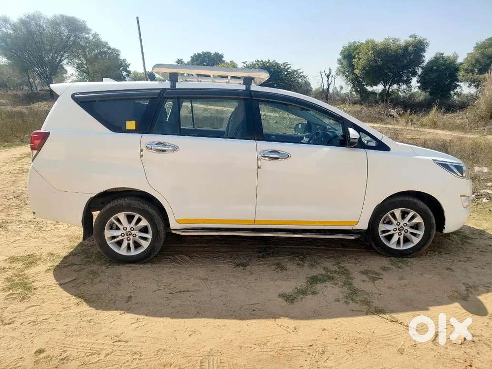 *toyota Innova Crysta 2.4 G – For Sale*

​super White  8 Seater  Die