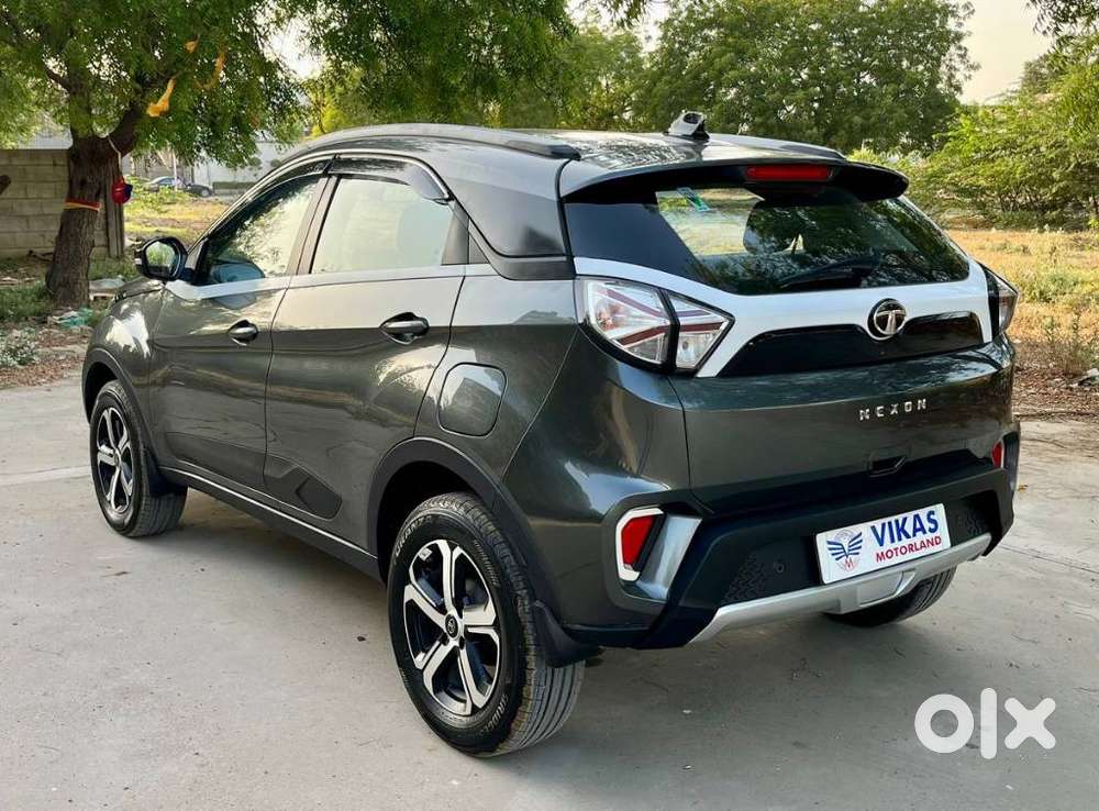 Tata Nexon 1.2 Revotron Xz Plus, 2022, Petrol