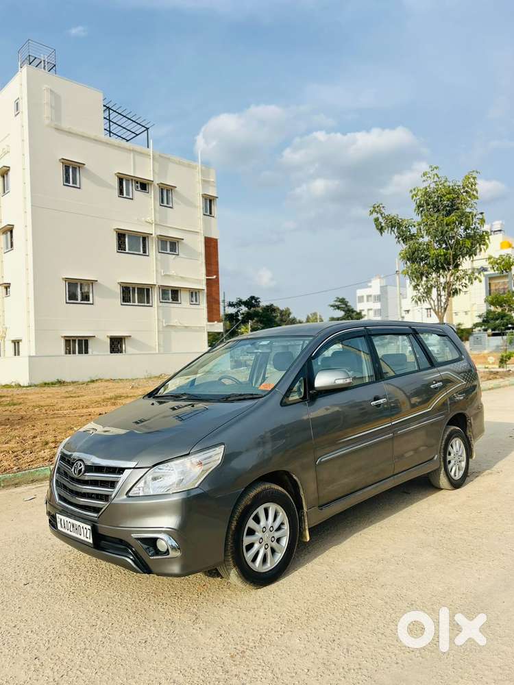 Toyota Innova 2.5 Vx 8 Str Bs-iii, 2012, Diesel