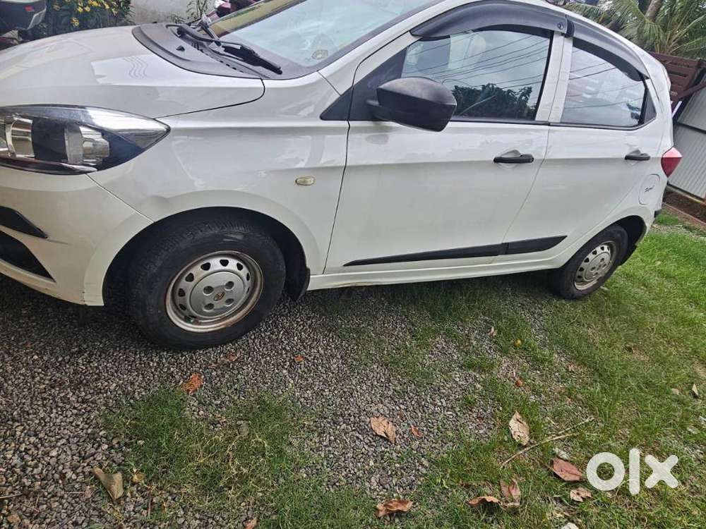 Tata Tiago 1.2 Revotron Xm, 2019, Petrol