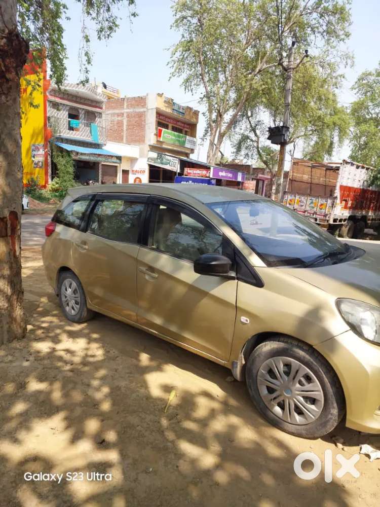Honda Mobilio 2014 Petrol Well Maintained
