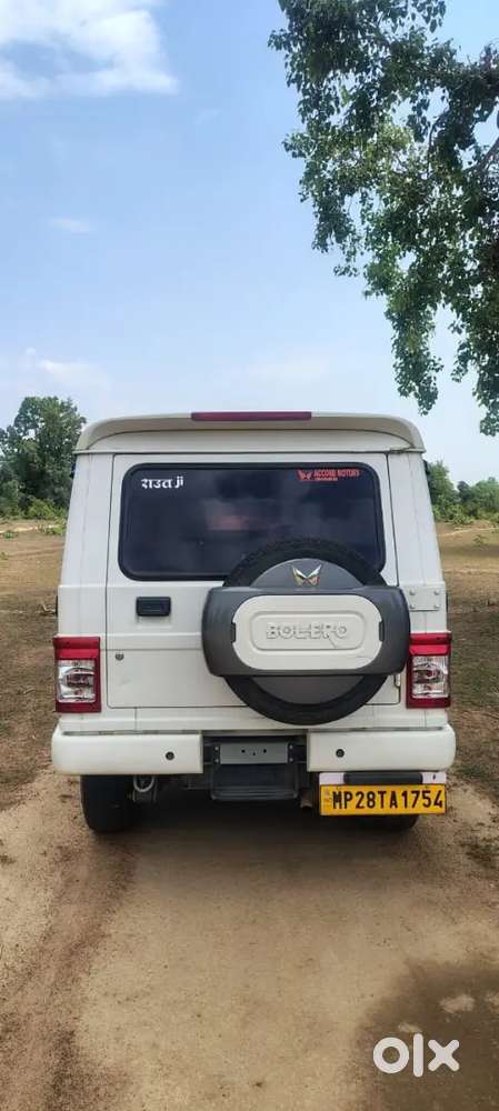 Bolero 7 Seater