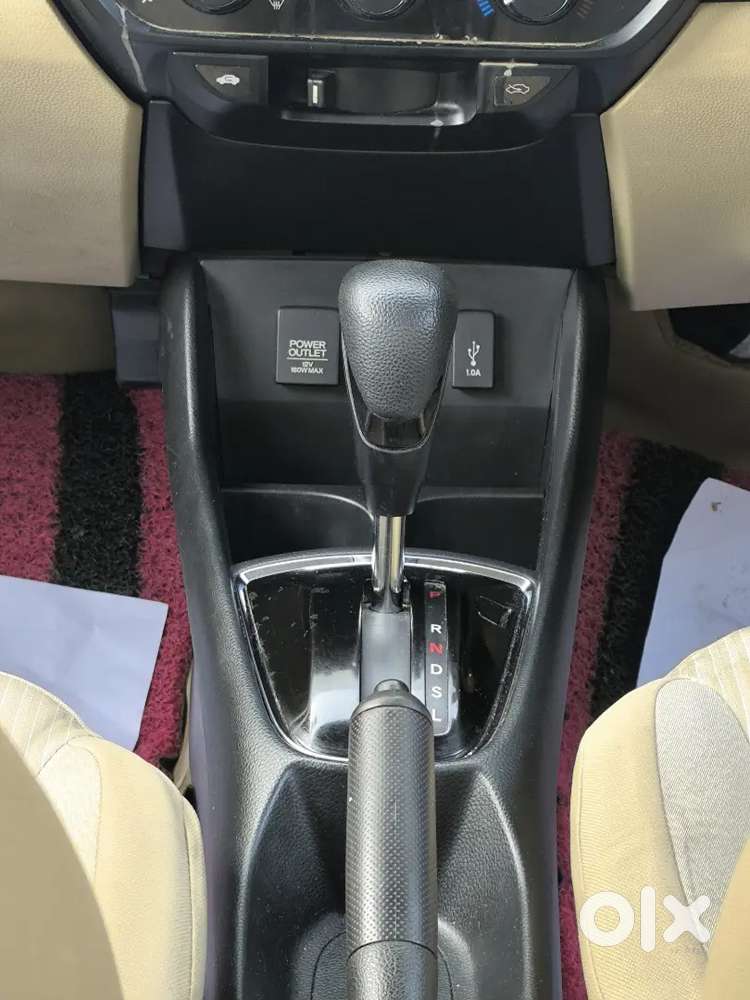 Honda Amaze Cvt Automatic Showroom Maintained Car For Sale