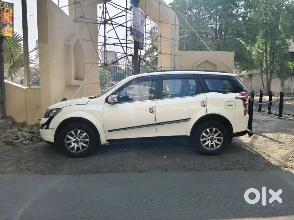 Mahindra Xuv500 2015