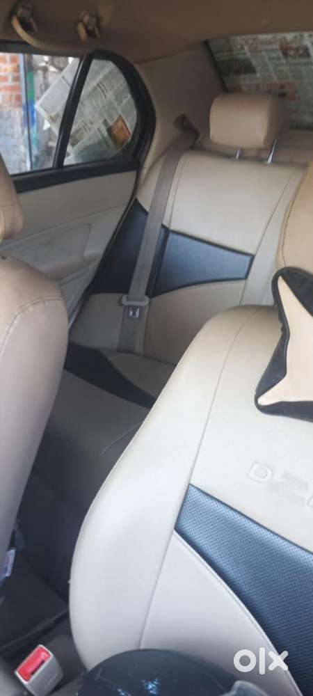 Maruti Suzuki Dzire 2015