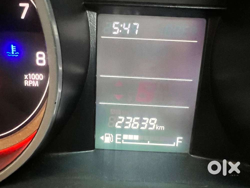 Maruti Suzuki Swift Vxi + Manual, 2022, Petrol