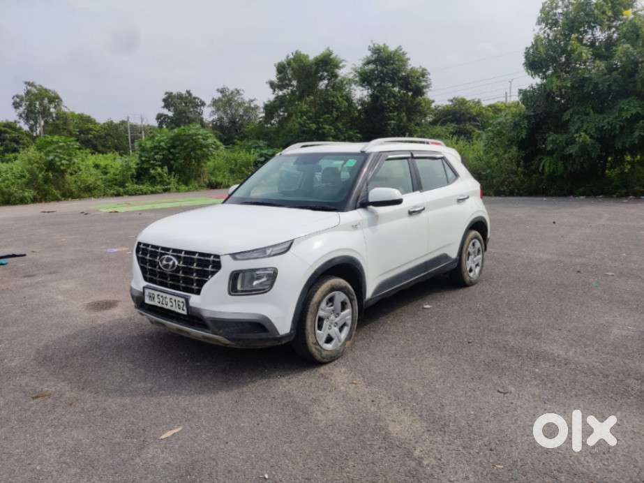 Hyundai Venue S Mt 1.2 Kappa, 2021, Cng & Hybrids