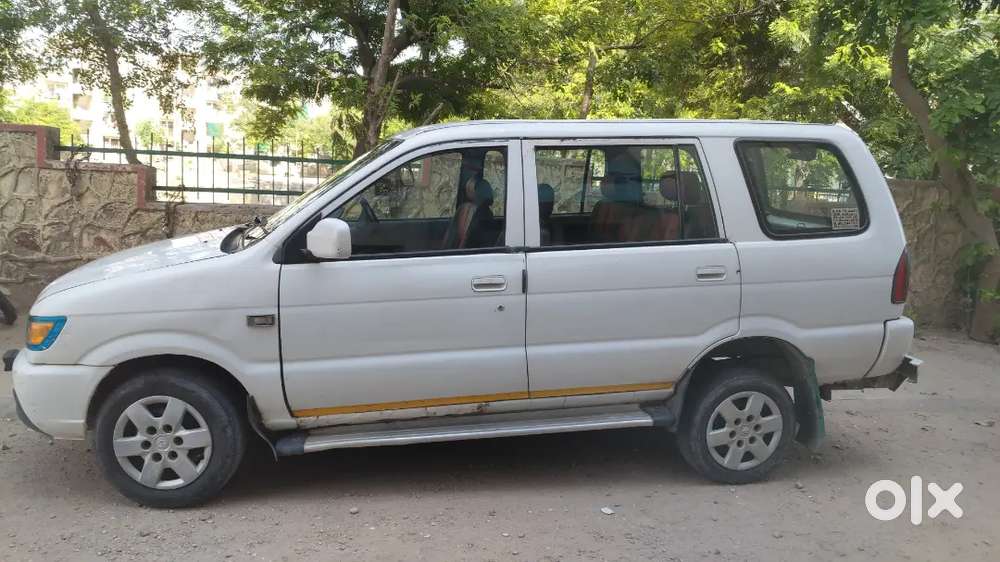 Chevrolet Tavera 2016 Diesel Manual Car
