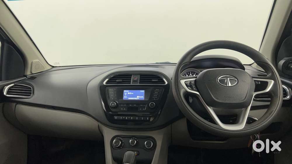 Tata Tiago Xza, 2017, Petrol