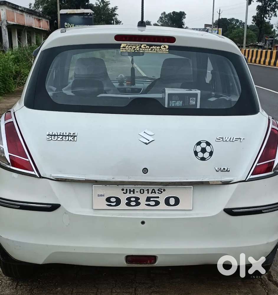Maruti Suzuki Swift Vxi 2012