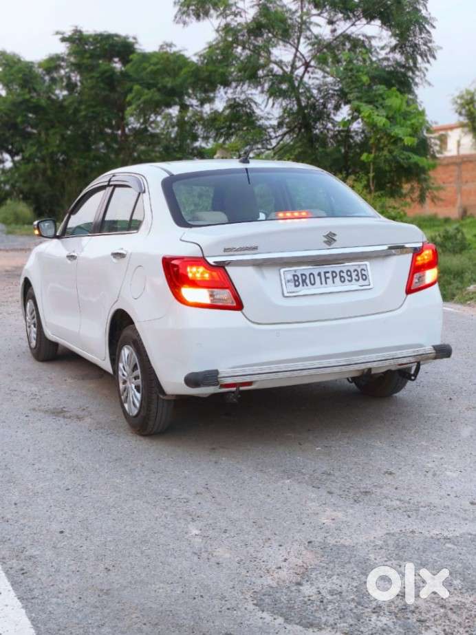 Maruti Suzuki Dzire 1.2 Vxi, 2022, Petrol