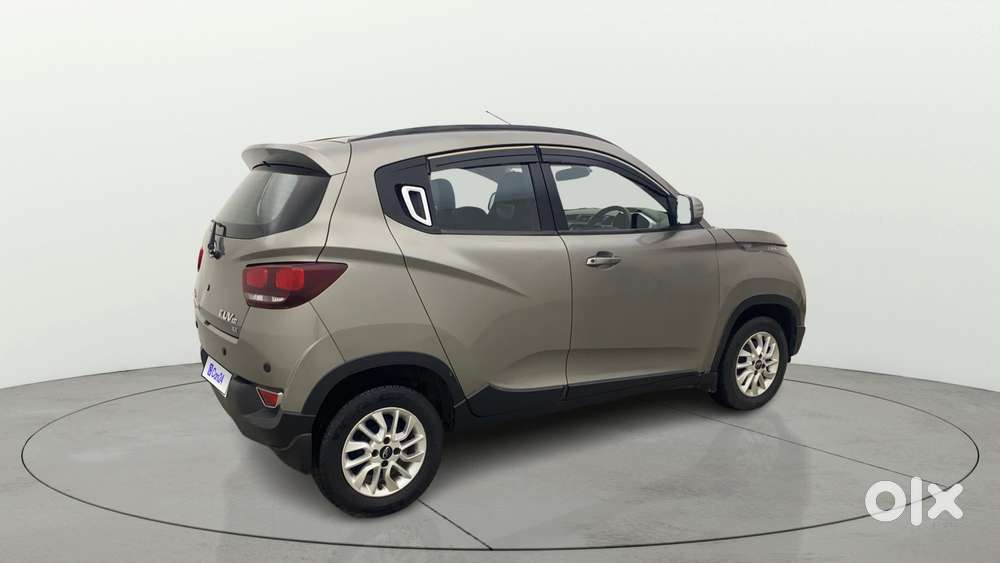 Mahindra Kuv 100