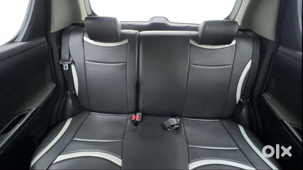Maruti Suzuki Swift Vxi Optional, 2016, Petrol