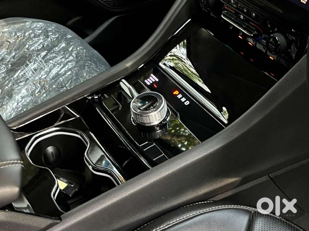 Jeep Grand Cherokee Limited (o) 4x4 At, 2024, Petrol