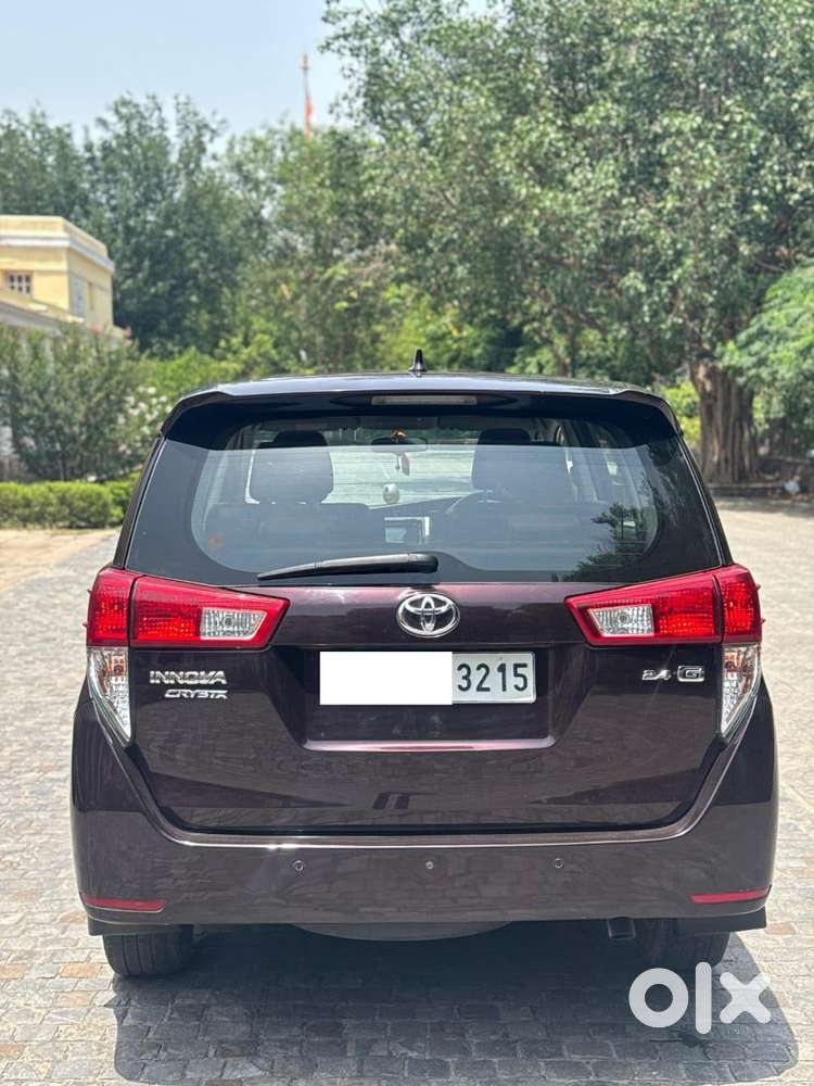 Toyota Innova Crysta [2020-ongoing] 2.4 Gx 7 Str, 2019, Diesel