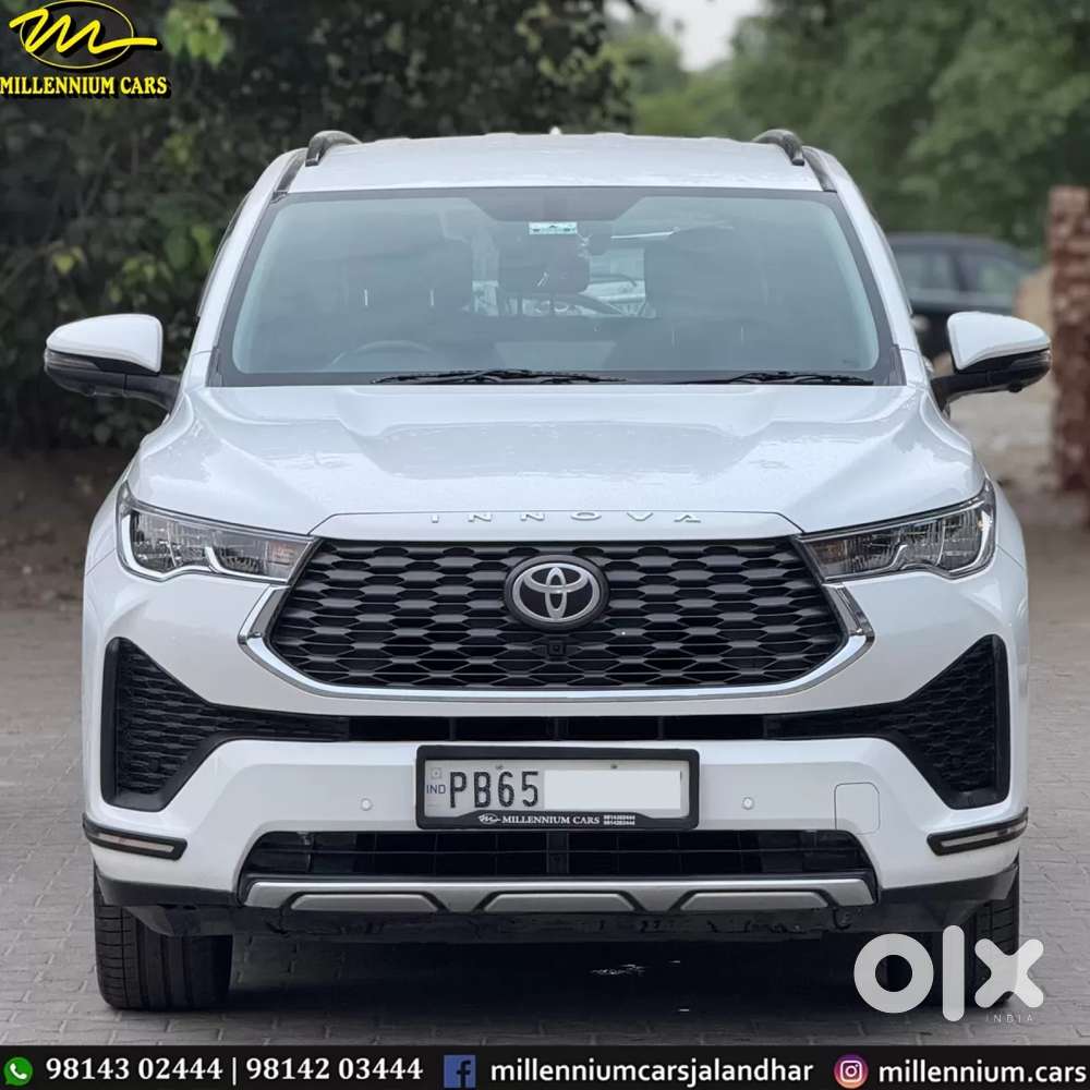 Toyota Innova Hycross 2.0 Vx Hybrid 8 Str, 2023, Petrol