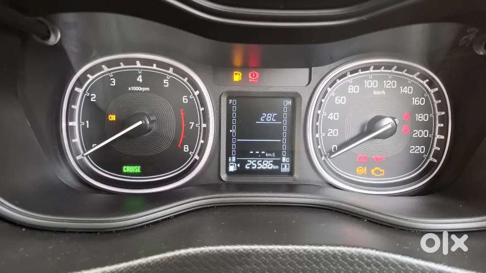 Maruti Suzuki V Brezza Zxi + 2020
