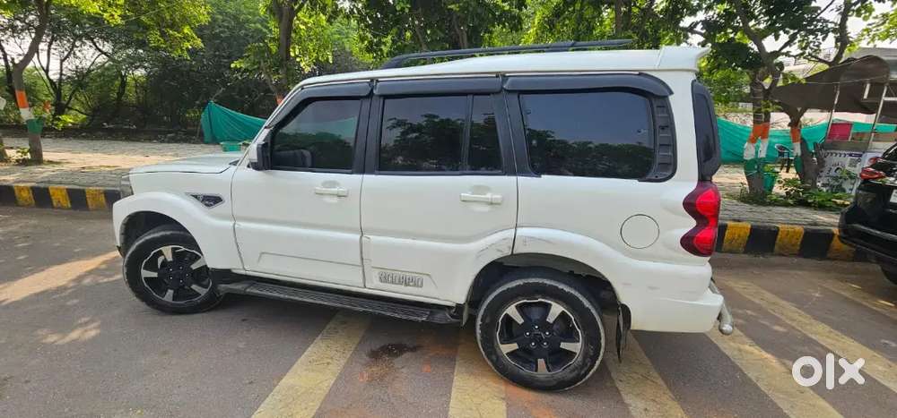 Mahindra Scorpio Classic 2020