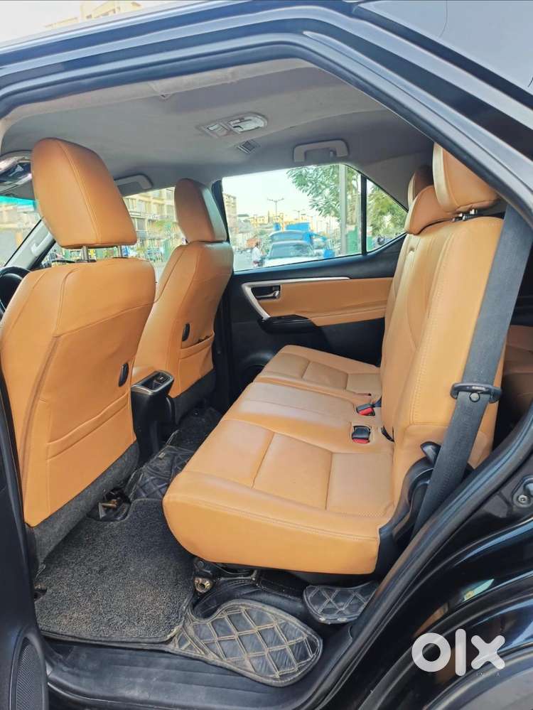 Toyota Fortuner [2021-ongoing] 2.8 2wd Diesel At, 2023, Diesel