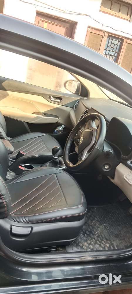 Hyundai Verna 1.5 Sx (o) Turbo Petrol Mt Dual Tone, 2023, Petrol