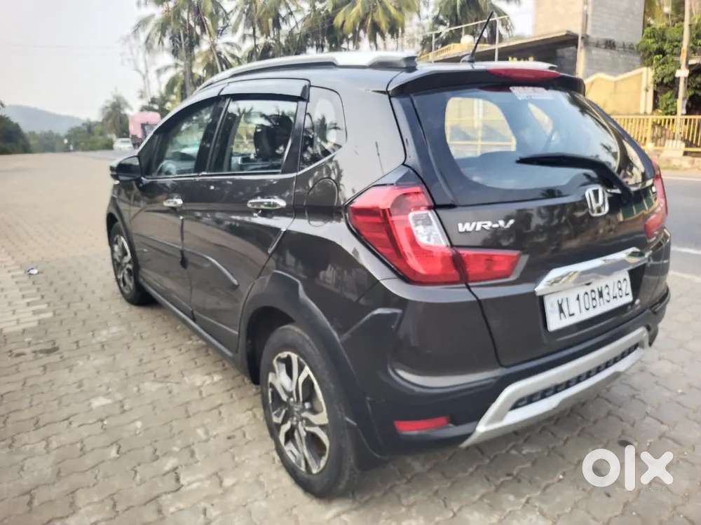 Honda Wr-v 18 Diesel Good Condition
Colour:golden Brown
