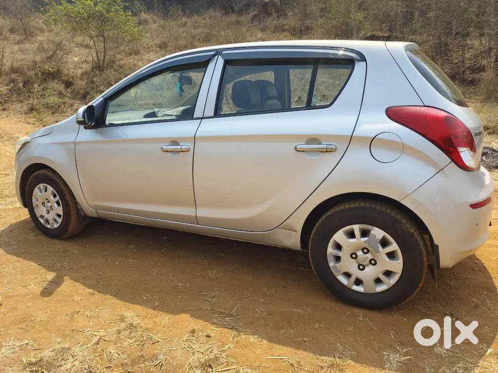 Hyundai I20 2013 Diesel Well Maintained All Tyre New