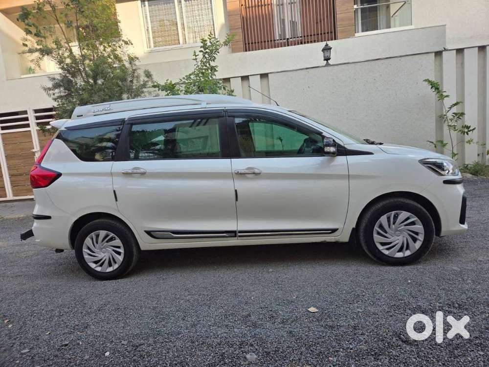 Maruti Suzuki Ertiga 1.5 Vxi, 2021, Petrol