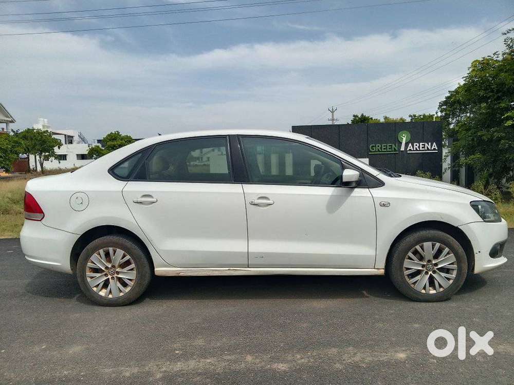 Volkswagen Vento Petrol Highline, 2015, Petrol