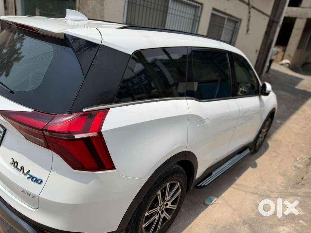 Mahindra Xuv700 2024 Diesel Well Maintained